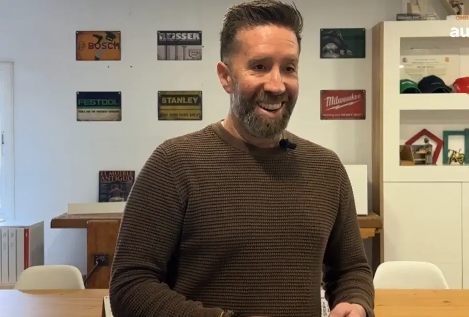 Rubén Vallès, artesà de la fusta: “Ser autònom no és només una feina, és un estil de vida”