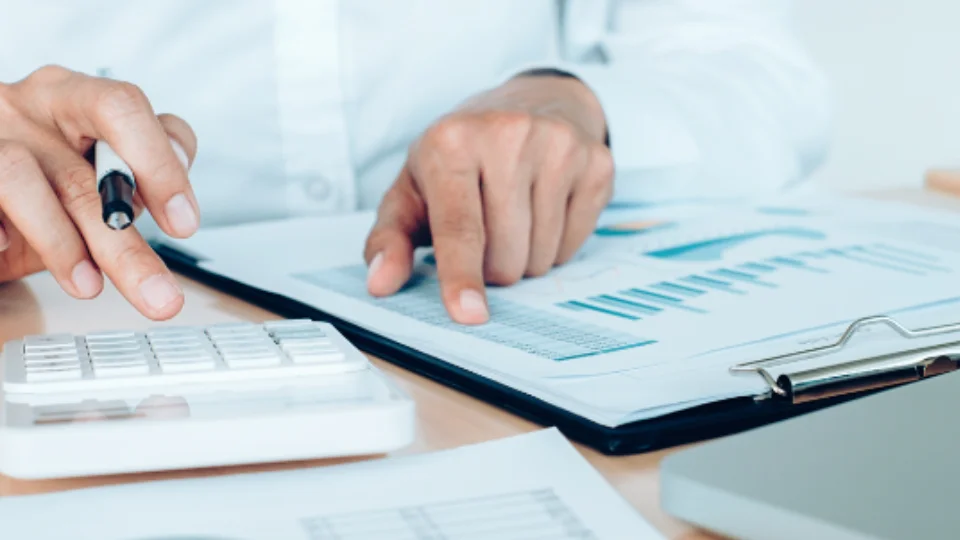 tancament fiscal i comptable aeat