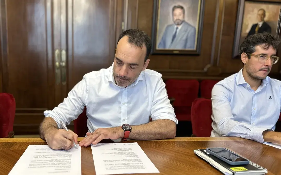 El teixit empresarial del polígon de l’Est fa un pas endavant i constitueix una nova associació presidida per Ferran Cusidó