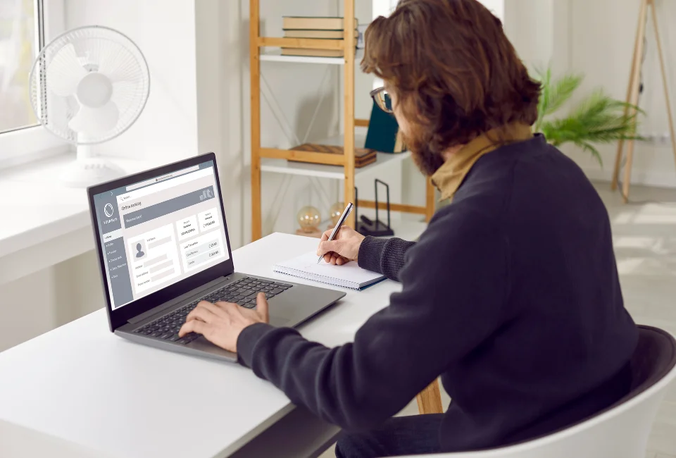 Registre horari digital: més control, menys flexibilitat