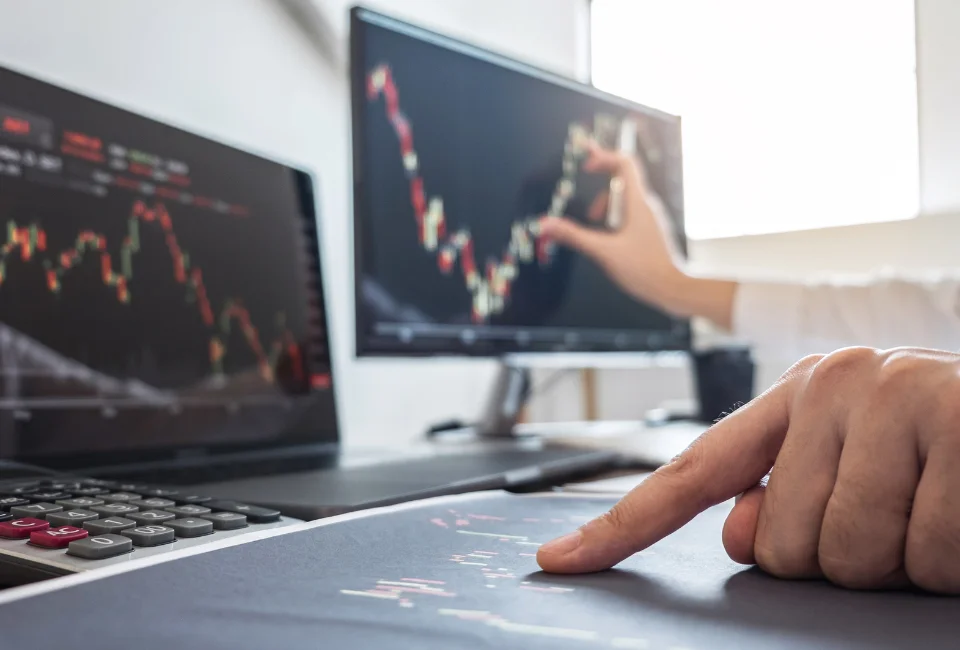 El dilema d’accedir a mercats internacionals amb estructura pròpia o de tercers