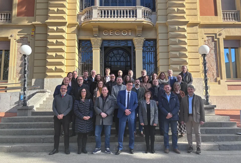 La Cecot reuneix empresaris industrials amb el director general d’Indústria per analitzar el nou Pacte Nacional per a la Indústria 2026–2030