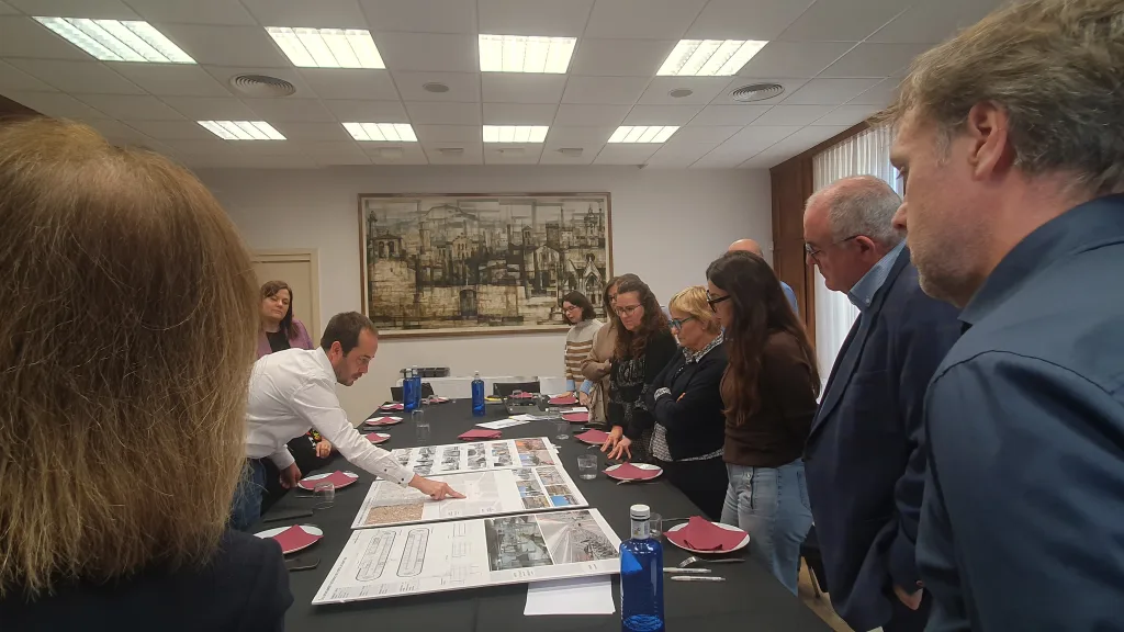 20260223 img trobada cecot comerç regidor xavier cardona ajterrassa (12)