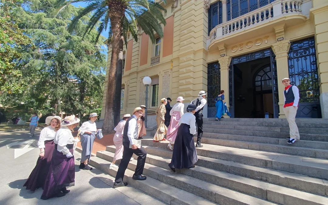 Vens a Terrassa per Fira Modernista?                      Passa’t per la Cecot!