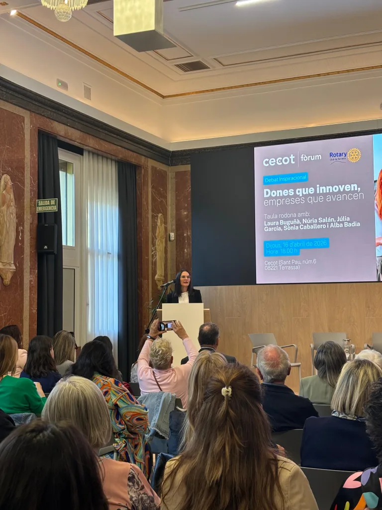 20260417 img forum cecot rotary dones que innoven (22)