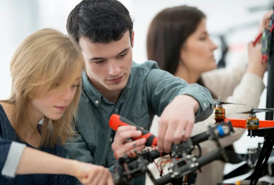 I si el futur està en els oficis?