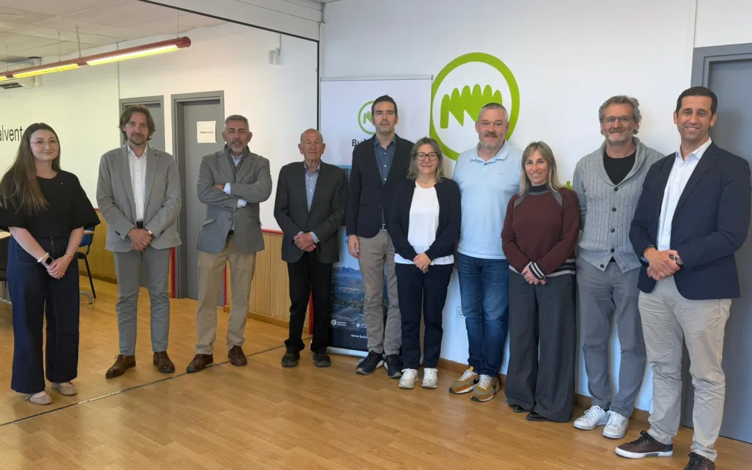 L’Agrupació de Polígons visita el polígon de Bufalvent per conèixer models de gestió