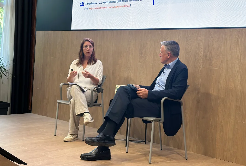 Com aplicar la IA a l’empresa amb una visió realista i útil