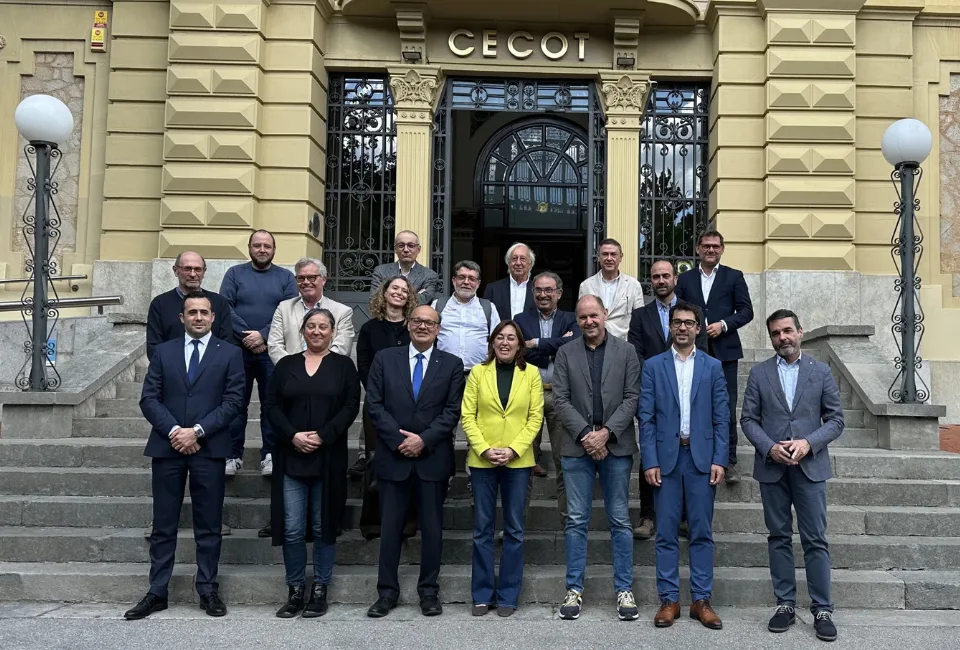Traslladem a la consellera de Territori els principals reptes energètics del teixit empresarial català