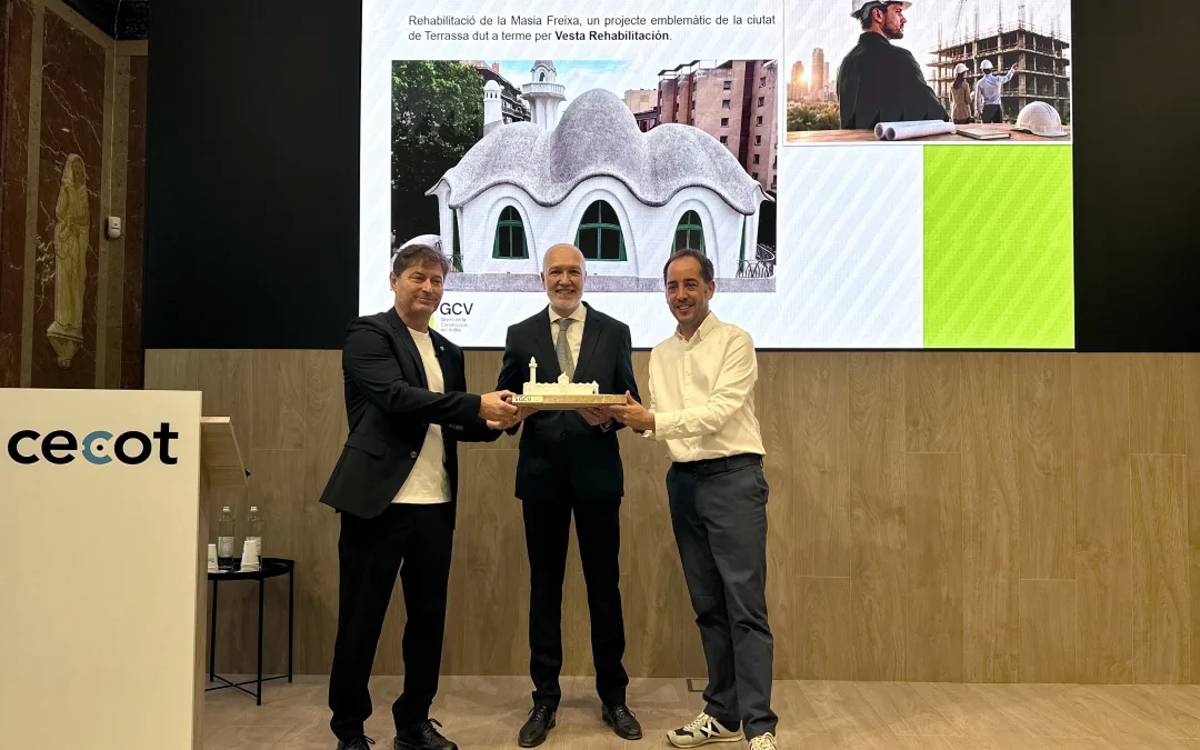 El Gremi de la Construcció del Vallès impulsa el premi Mestre d’Obra per dignificar l’ofici i estrena la primera edició amb Vesta Rehabilitación per la Masia Freixa