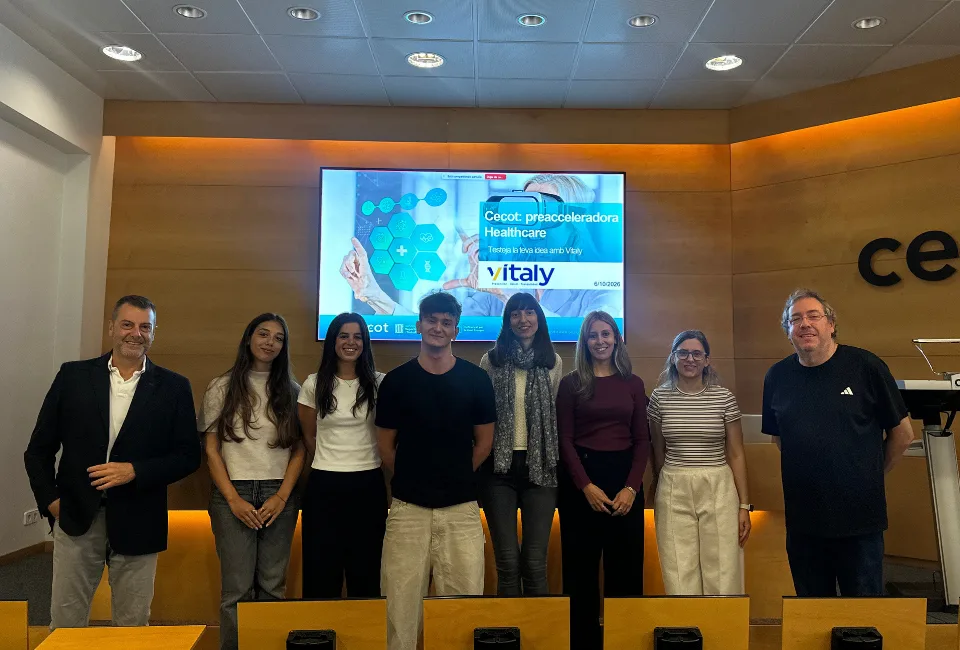 Vítaly connecta innovació i realitat empresarial amb les startups de la preacceleradora Healthcare de la Cecot